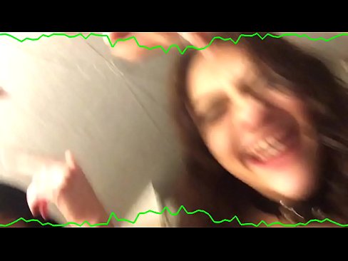 ❤️ Zwee sexy brünette emotional Hosen bleiwen Bastard quirky Bitch Sex bei eis ﹏